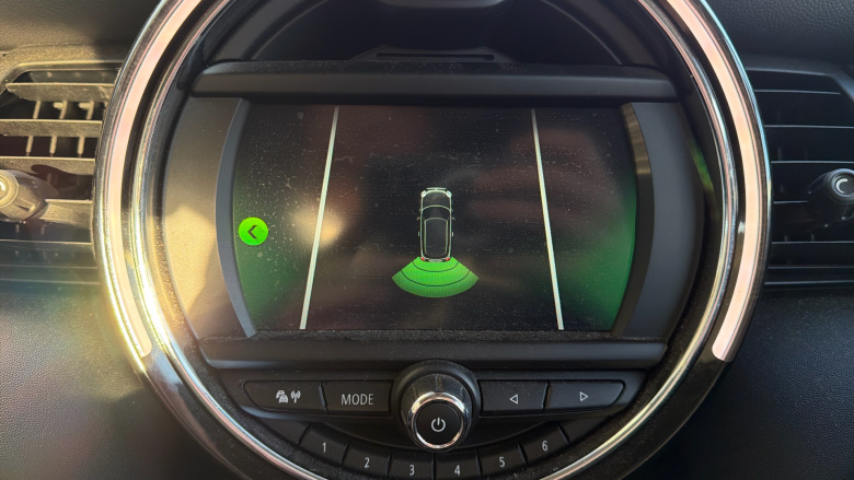 MINI Hatchback 1.5 Cooper Classic II 3dr Petrol Hatchback